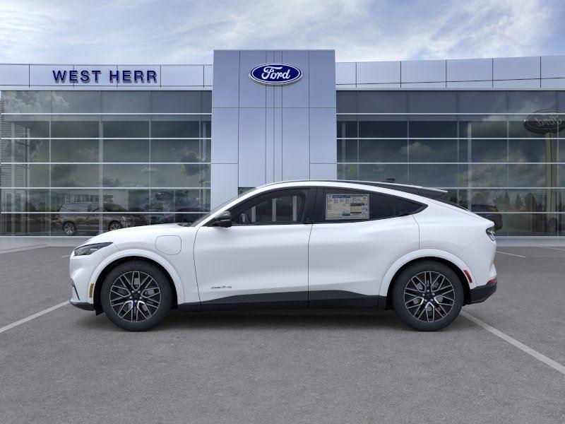 New 2026 Star White Metallic Tri-Coat Ford Premium image 3