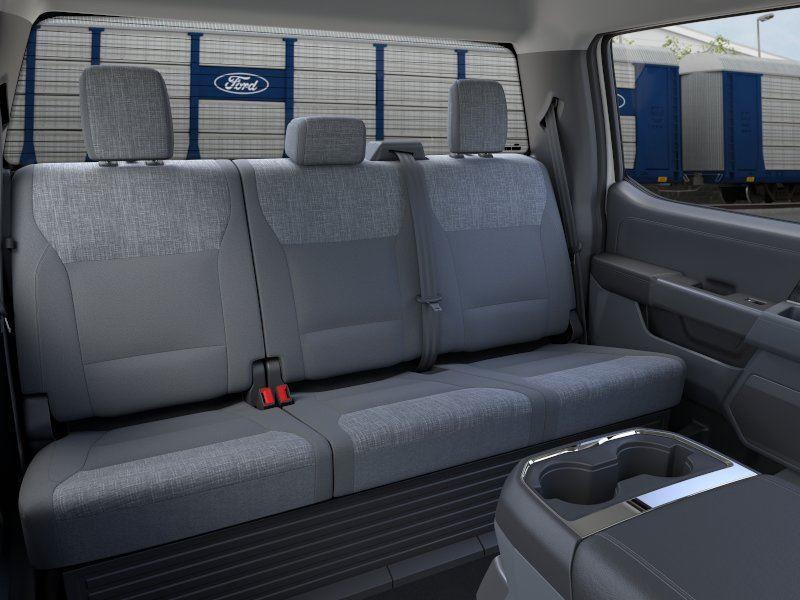 New 2026 Oxford White Ford XLT image 11