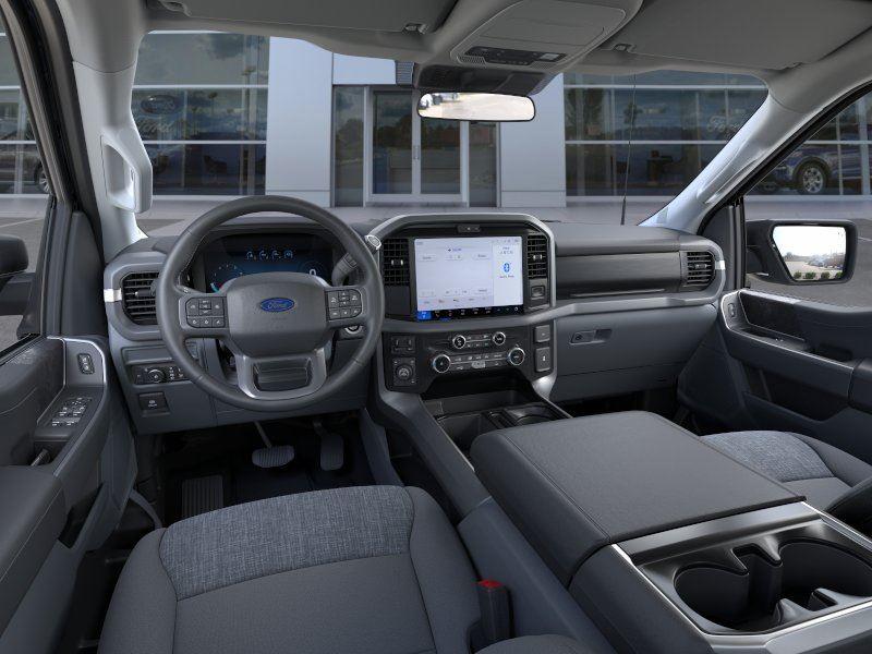 Used 2026 Agate Black Metallic Ford  image 9