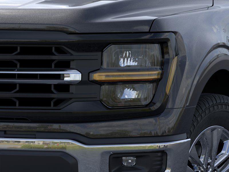Used 2026 Agate Black Metallic Ford  image 18