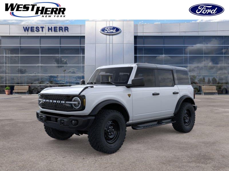 Oxford White 2026 Ford Bronco SUV / Crossover Four-Wheel Drive 7-Speed Manual