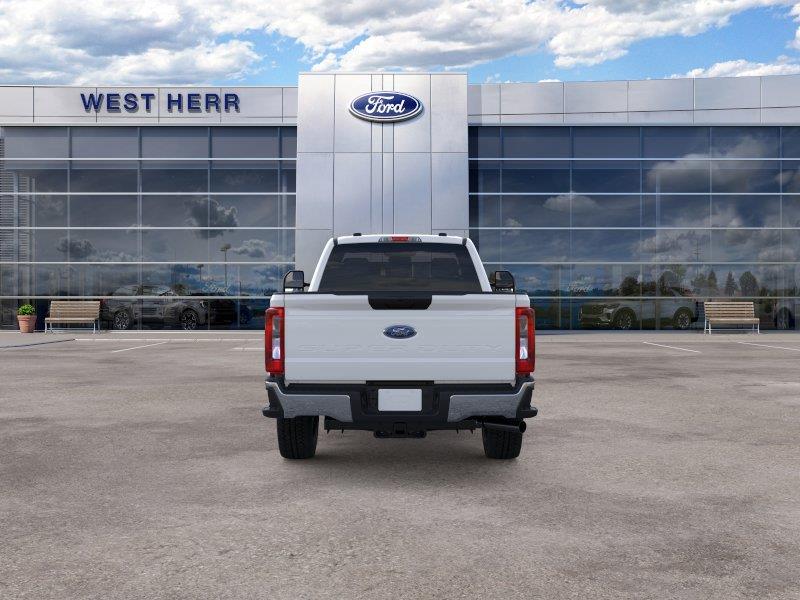 New 2026 Oxford White Ford XLT image 6