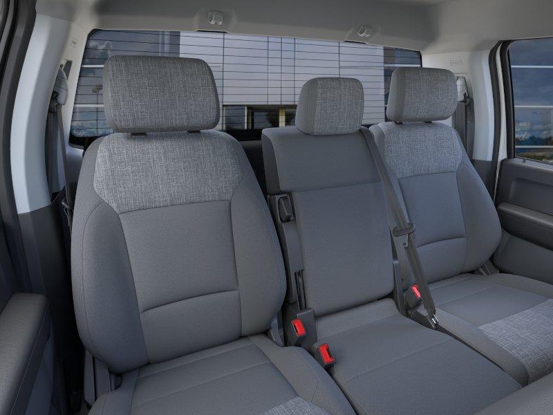 New 2026 Oxford White Ford XLT image 10