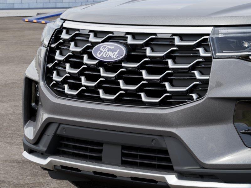 New 2027 M7 CARBONIZED GRAY METALLIC Ford Platinum image 17