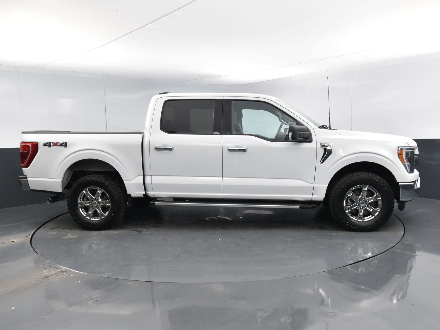 Used 2022 Ford F-150 XLT Crew Cab Truck for sale in Grand Island NE