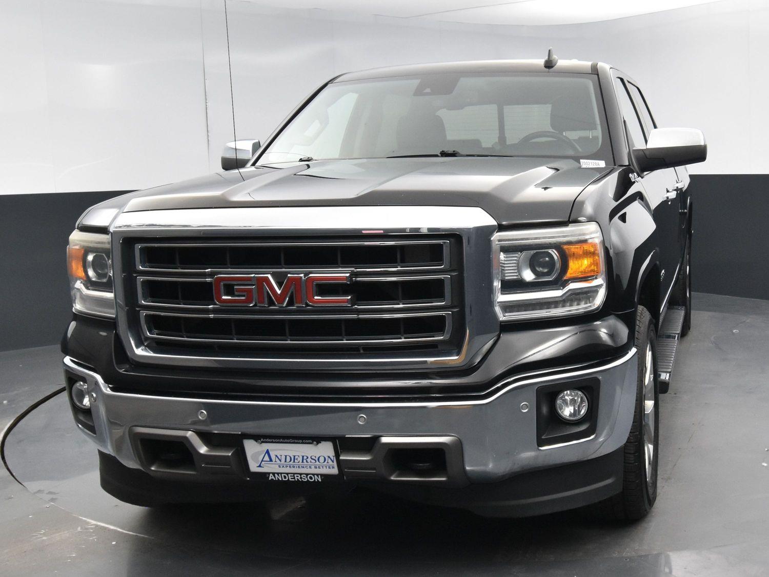 Used 2015 GMC Sierra 1500 SLT Crew Cab Truck for sale in Grand Island NE