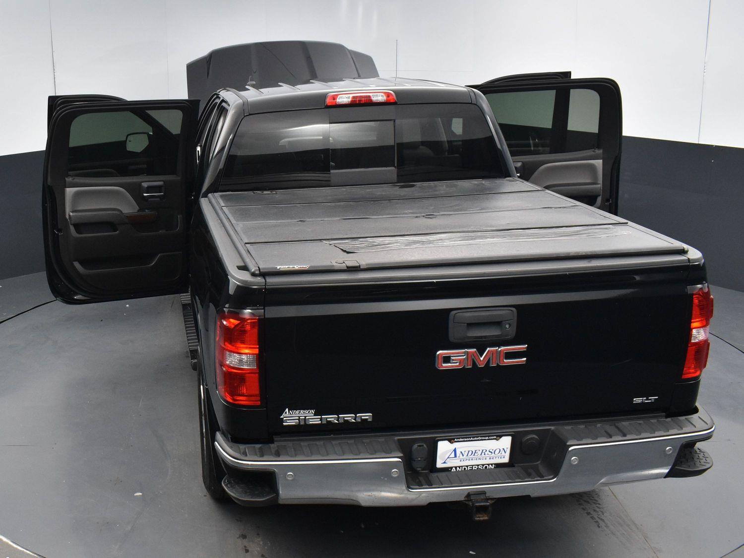 Used 2015 GMC Sierra 1500 SLT Crew Cab Truck for sale in Grand Island NE