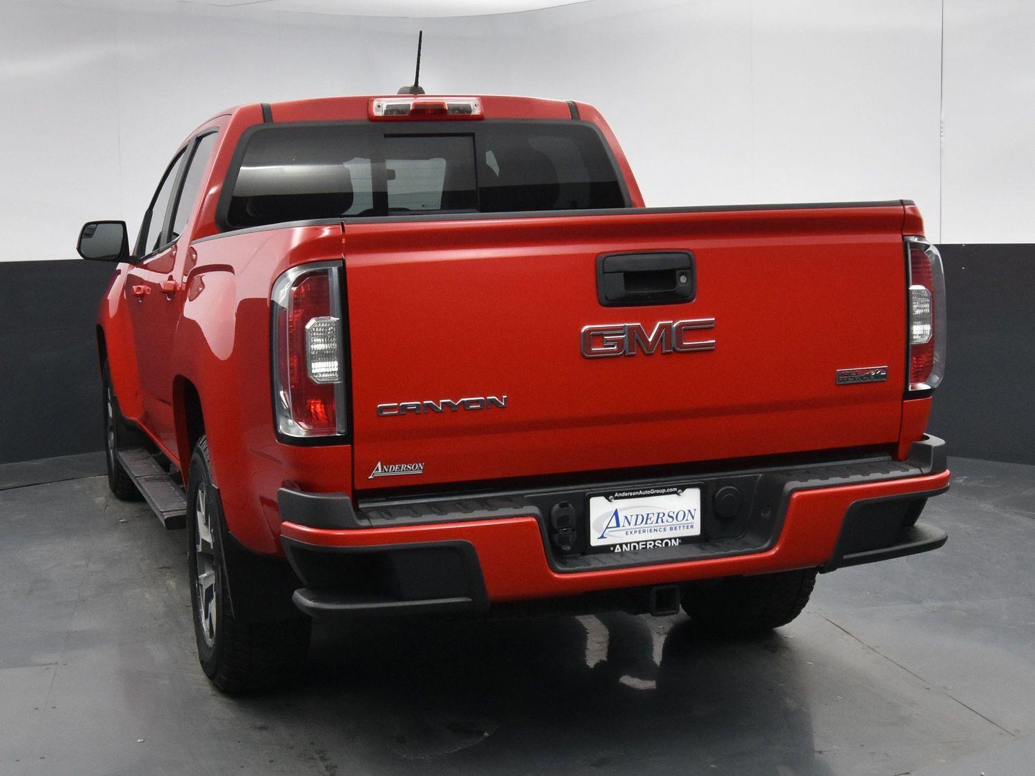 Used 2015 GMC Canyon 4WD SLE Crew Cab Truck for sale in Grand Island NE