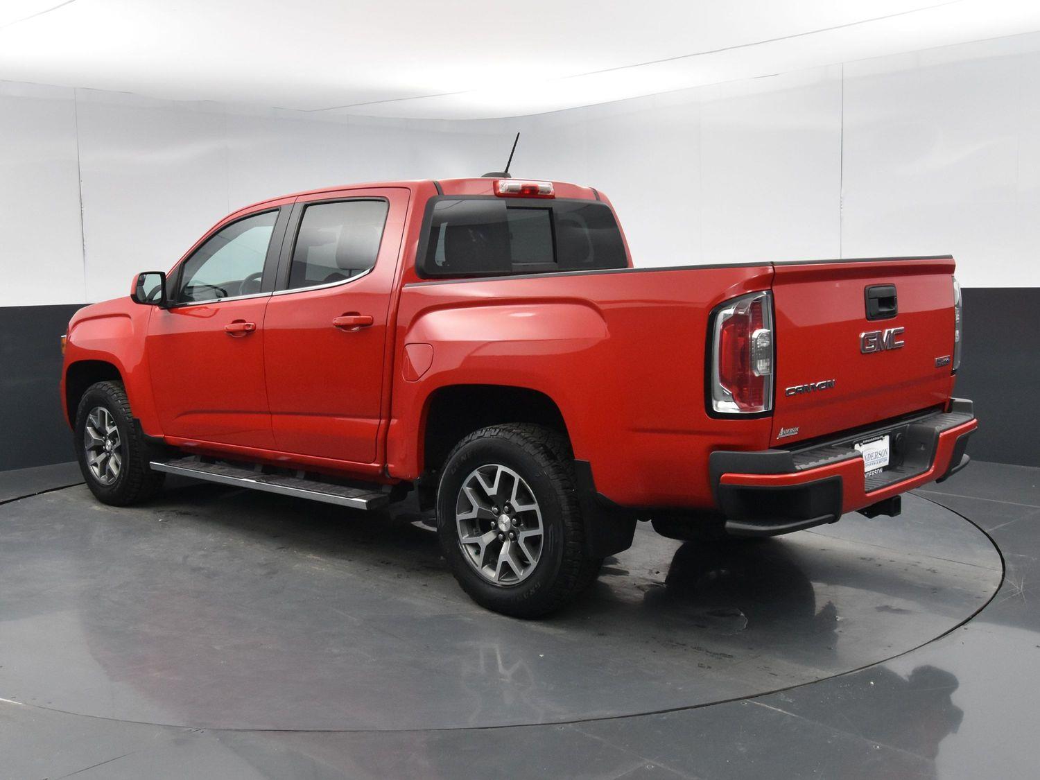 Used 2015 GMC Canyon 4WD SLE Crew Cab Truck for sale in Grand Island NE