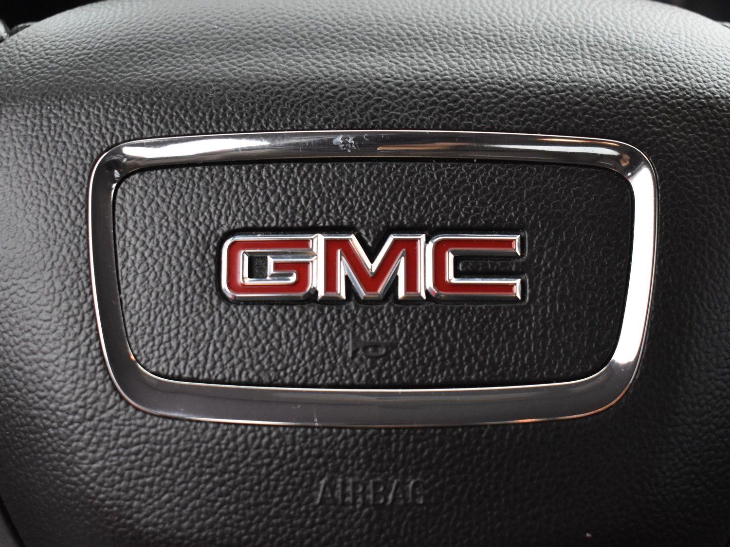 Used 2015 GMC Canyon 4WD SLE Crew Cab Truck for sale in Grand Island NE