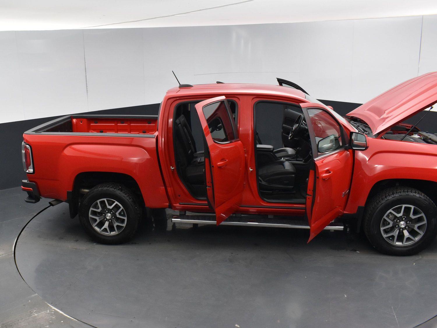 Used 2015 GMC Canyon 4WD SLE Crew Cab Truck for sale in Grand Island NE