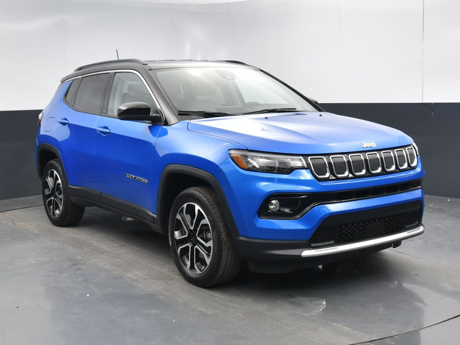 Used 2022 Jeep Compass Limited SUV for sale in Grand Island NE