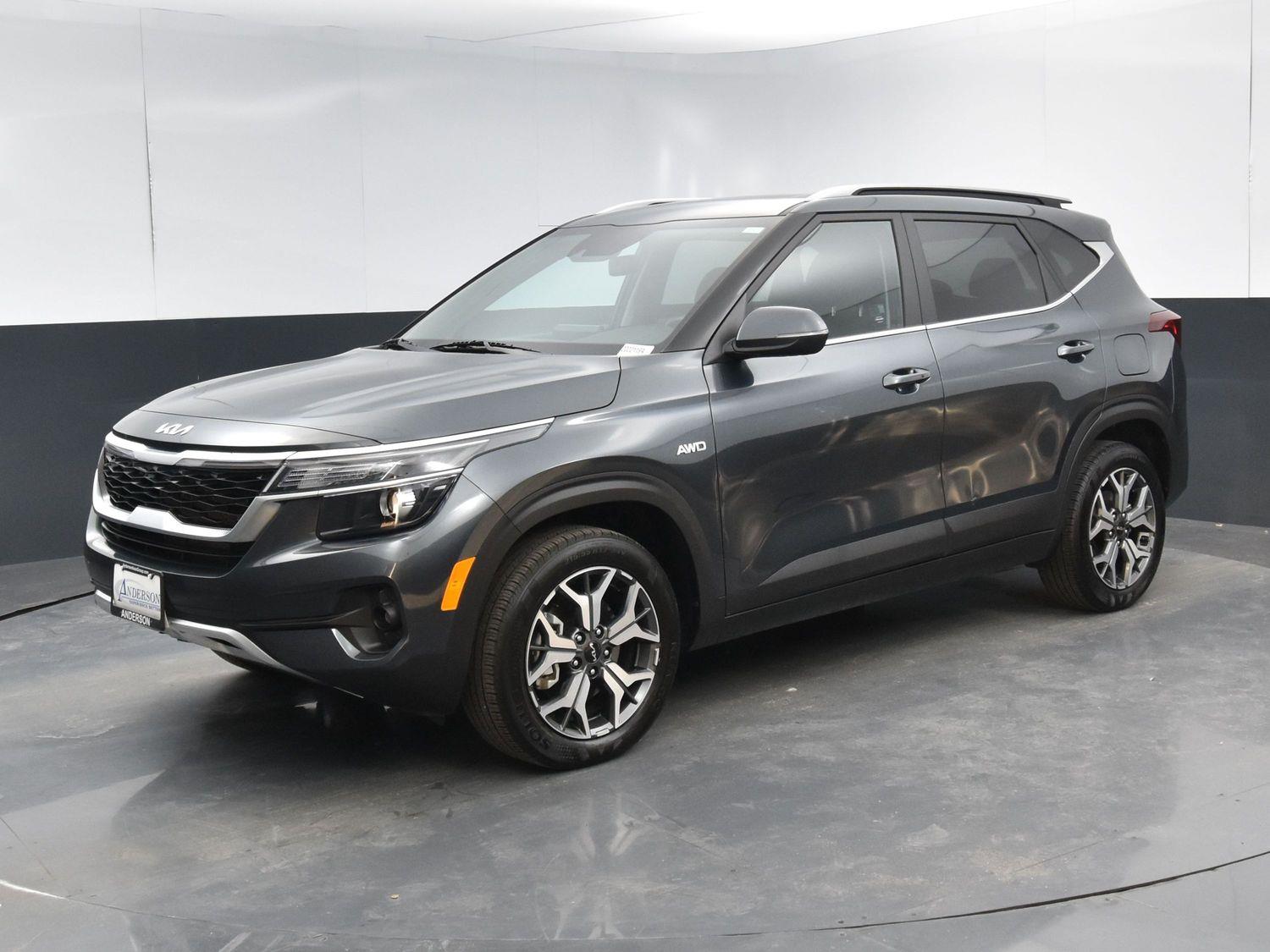 Used 2023 Kia Seltos EX SUV for sale in Grand Island NE