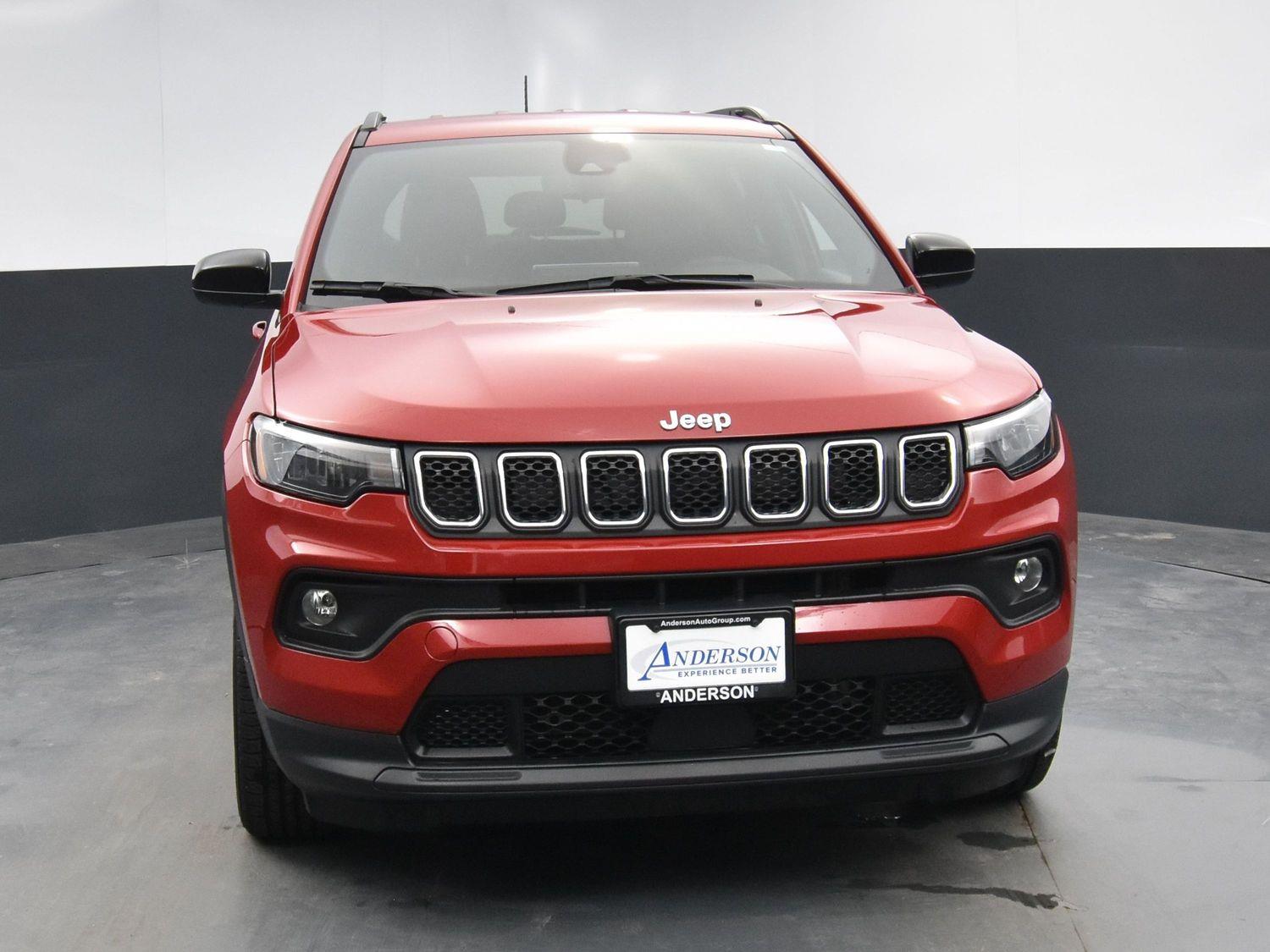 Used 2024 Jeep Compass Latitude SUV for sale in Grand Island NE