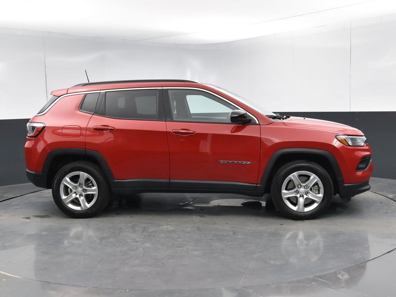 Used 2024 Jeep Compass Latitude SUV for sale in Grand Island NE