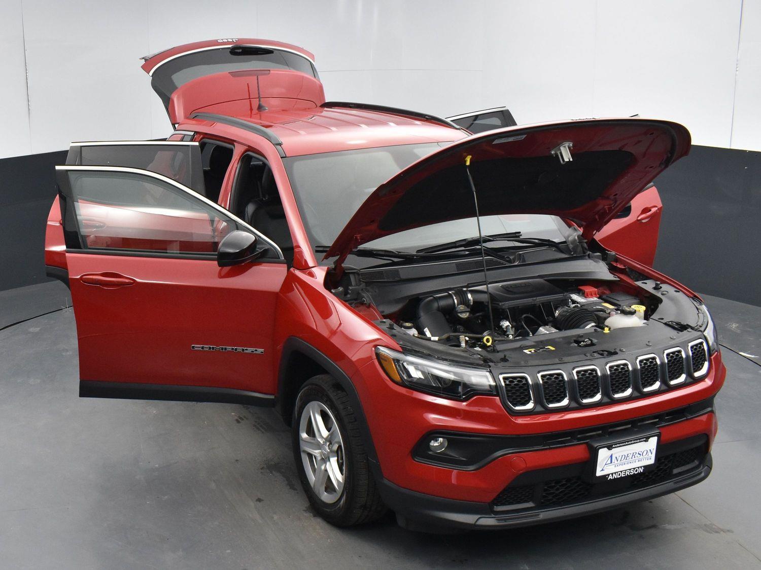 Used 2024 Jeep Compass Latitude SUV for sale in Grand Island NE