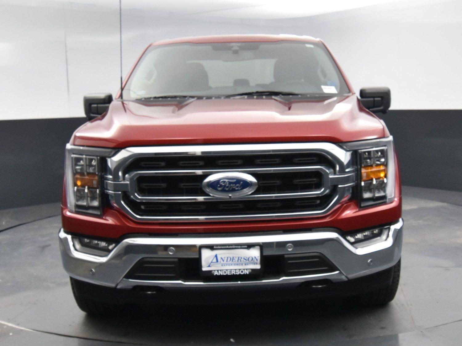 Used 2022 Ford F-150 XLT Crew Cab Truck for sale in Grand Island NE