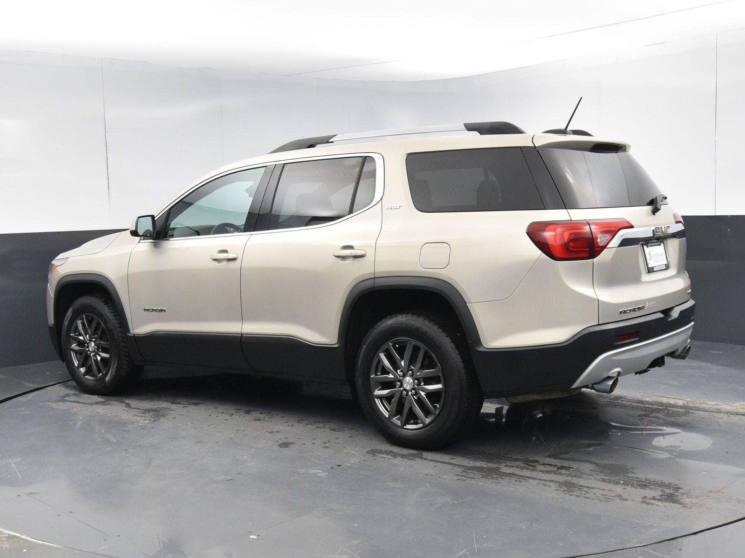 Used 2017 GMC Acadia SLT 4 door for sale in Grand Island NE