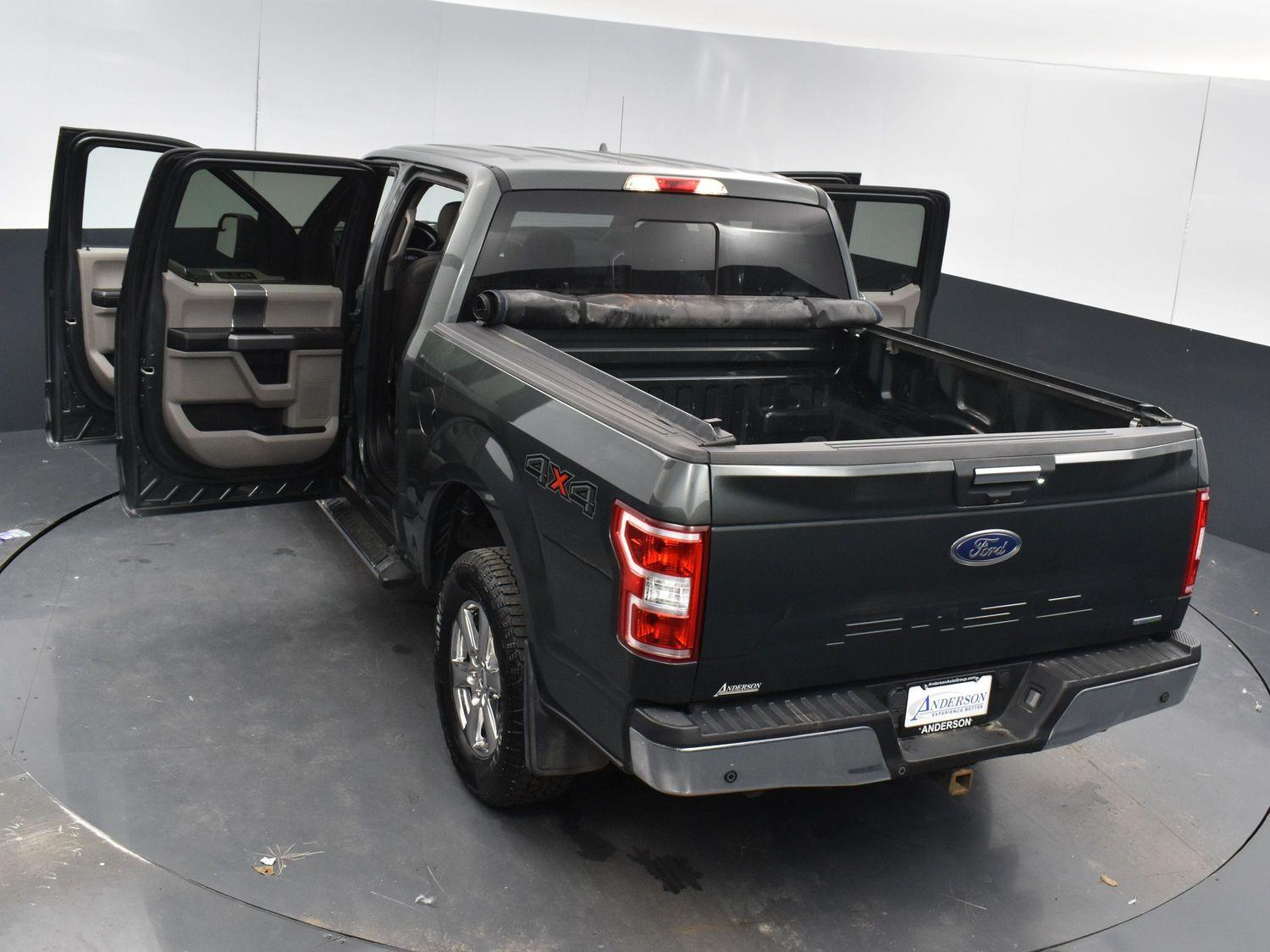 Used 2018 Ford F-150 XLT Crew Cab Truck for sale in Grand Island NE