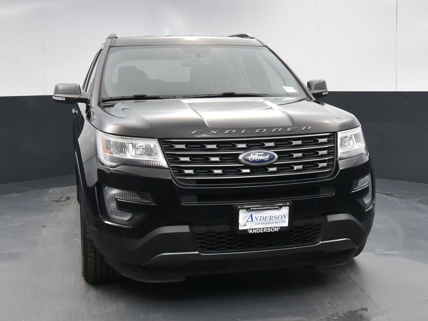 Used 2017 Ford Explorer XLT SUV for sale in Grand Island NE