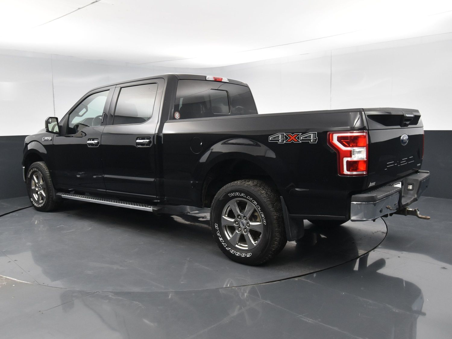 Used 2020 Ford F-150 XLT Crew Cab Truck for sale in Grand Island NE