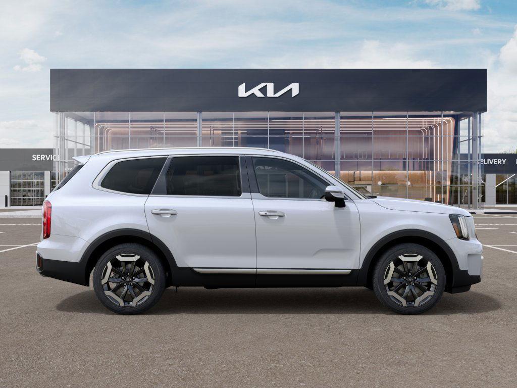 New 2025 Kia Telluride S SUV for sale in Grand Island NE