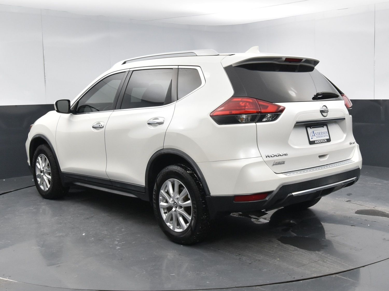 Used 2017 Nissan Rogue SV SUV for sale in Grand Island NE