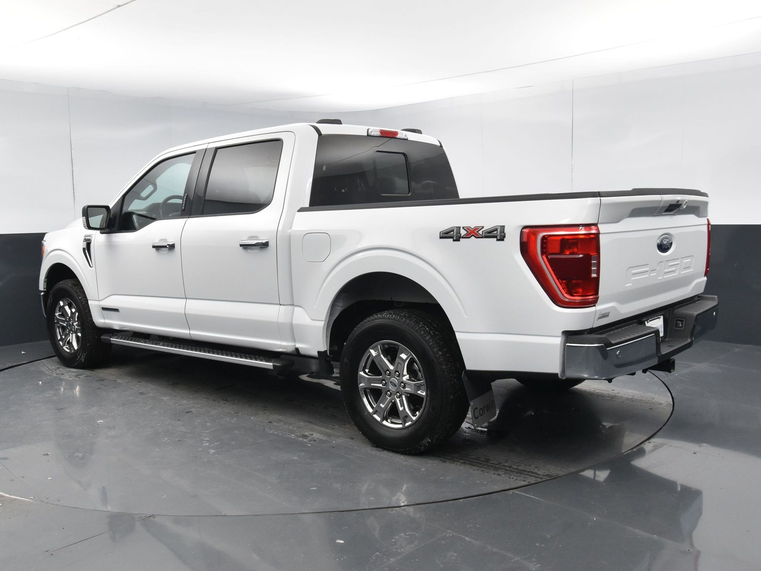 Used 2022 Ford F-150 XLT Crew Cab Truck for sale in Grand Island NE