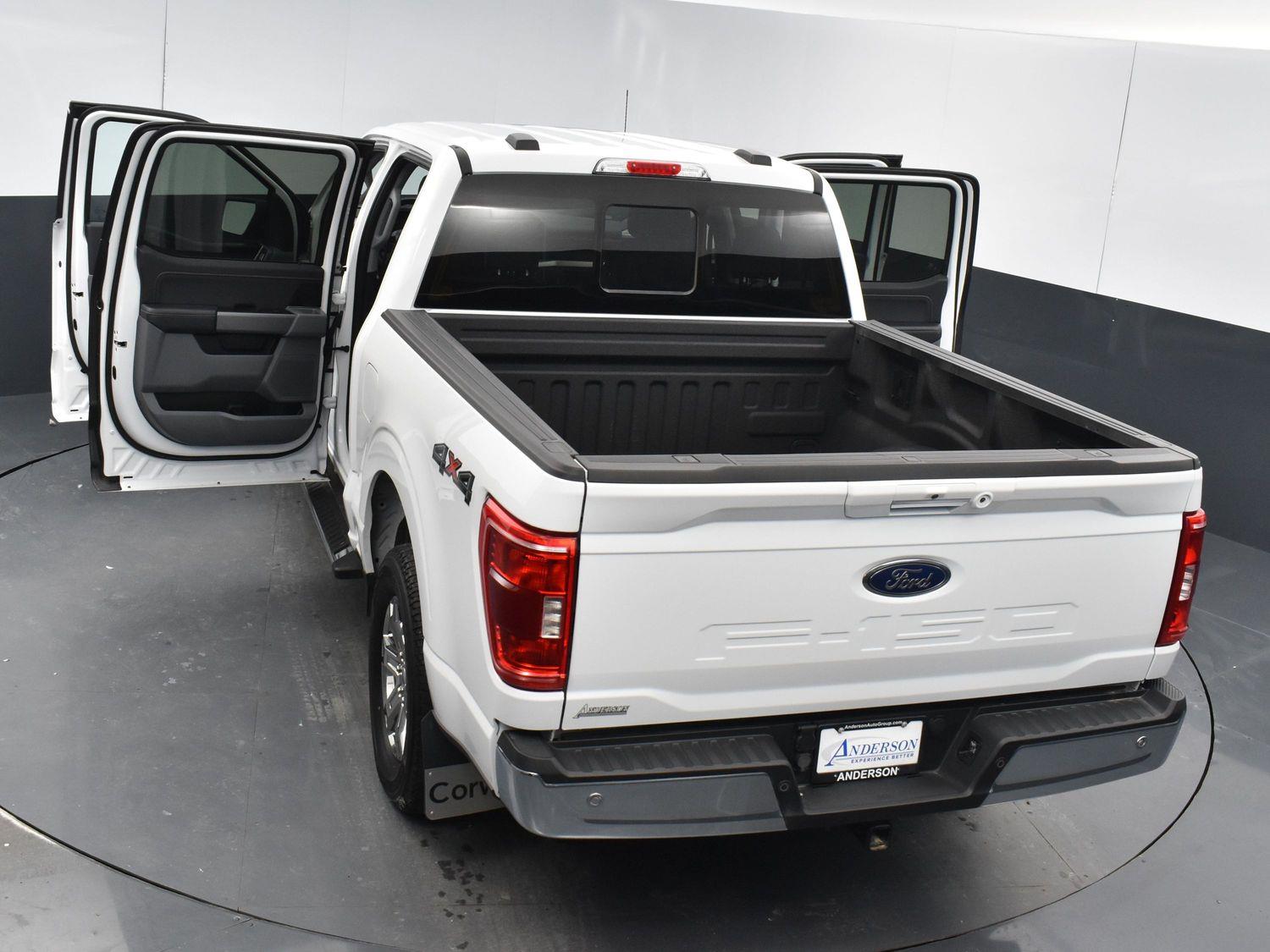 Used 2022 Ford F-150 XLT Crew Cab Truck for sale in Grand Island NE