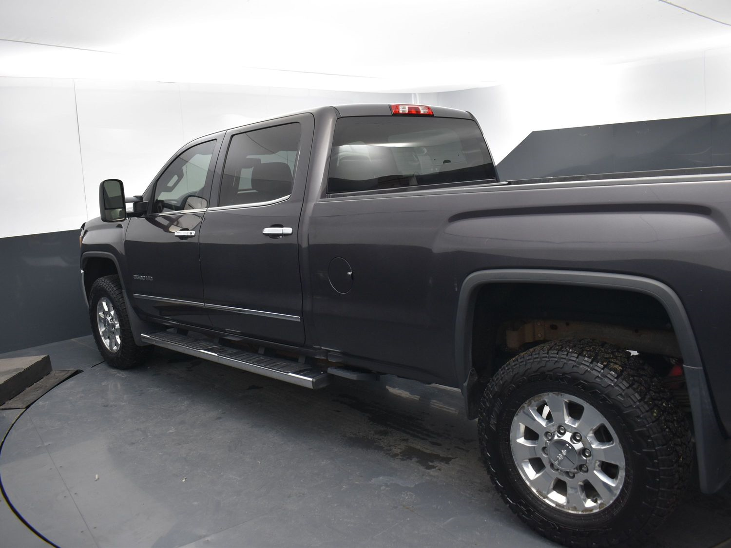 Used 2015 GMC Sierra 3500HD SLT Crew Cab Truck for sale in Grand Island NE