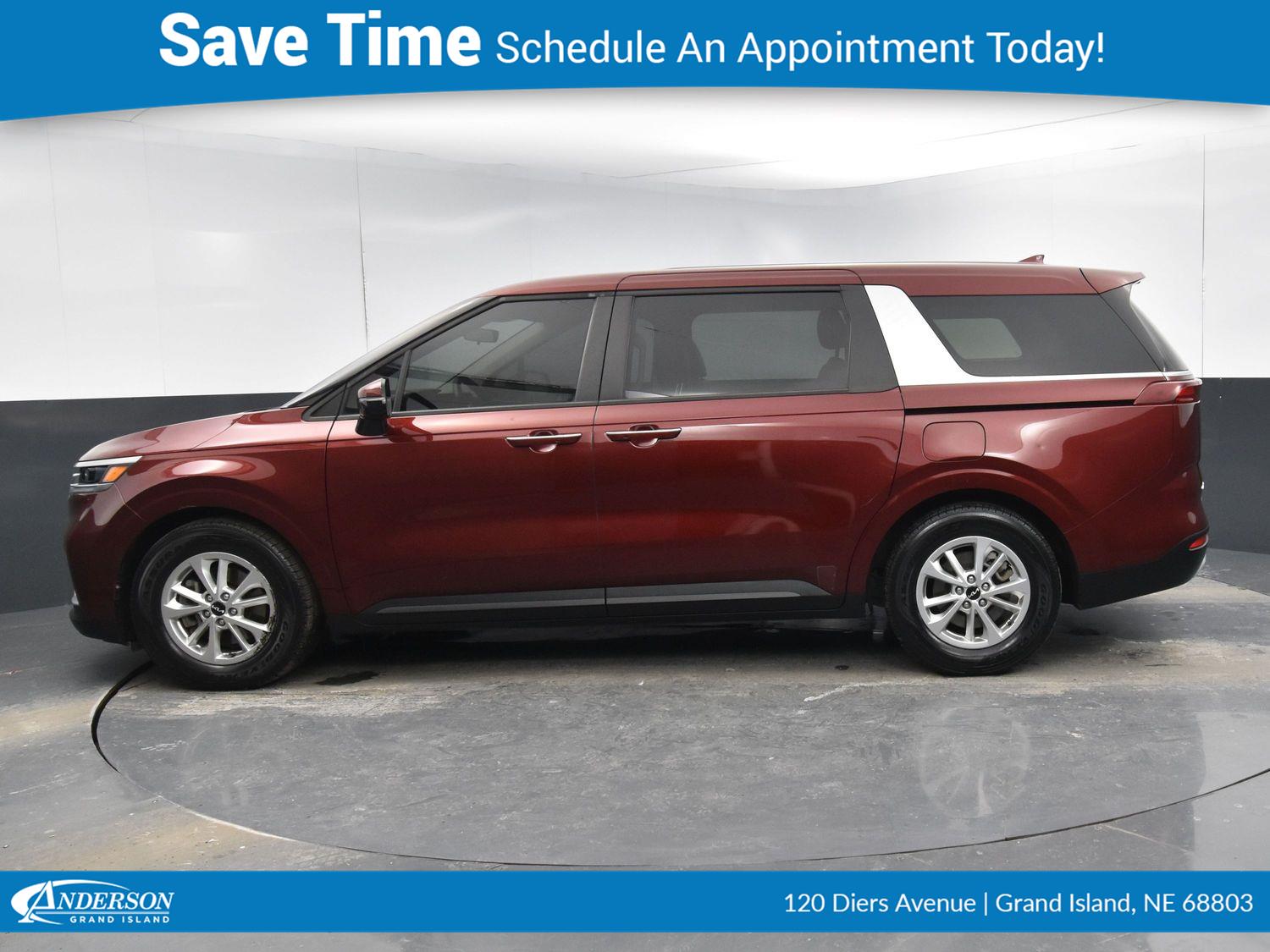 Used 2022 Kia Carnival LXS Minivans for sale in Grand Island NE