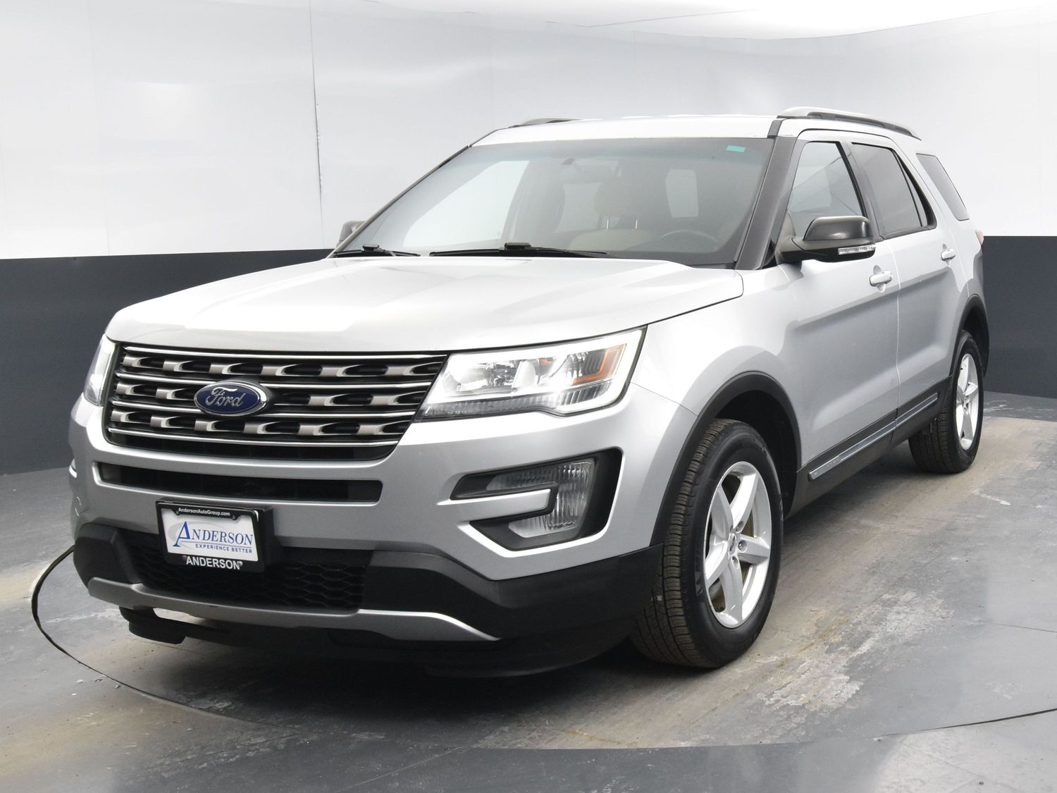 Used 2017 Ford Explorer XLT SUV for sale in Grand Island NE