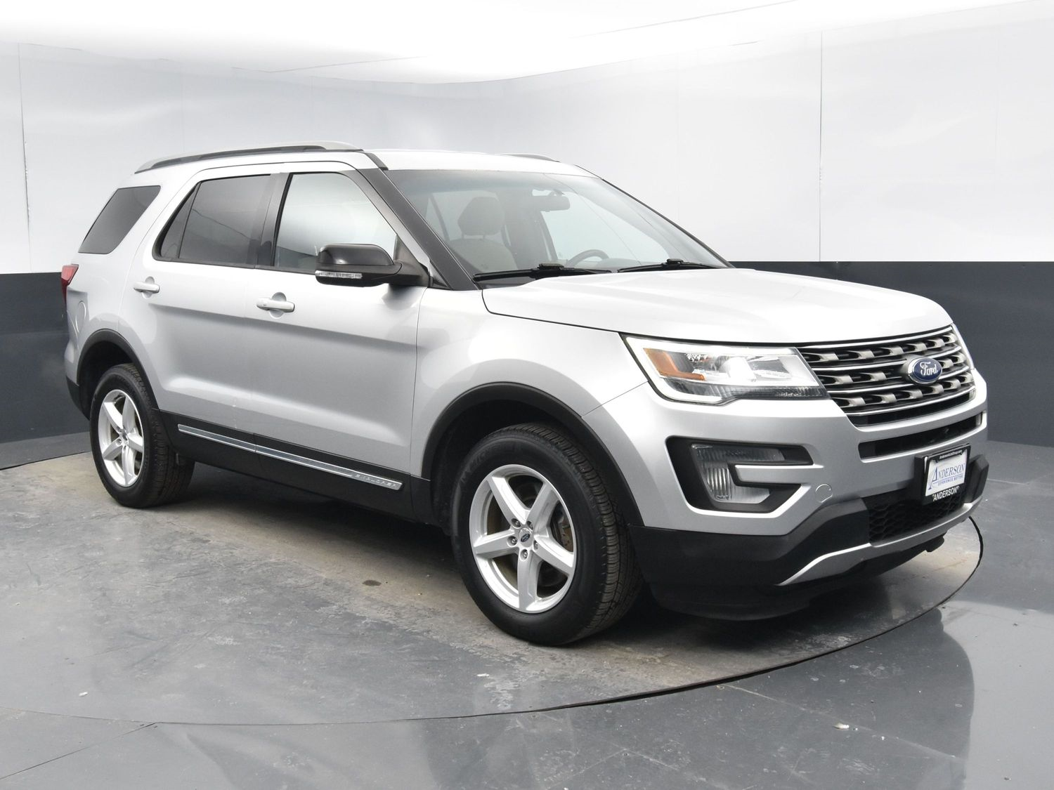 Used 2017 Ford Explorer XLT SUV for sale in Grand Island NE