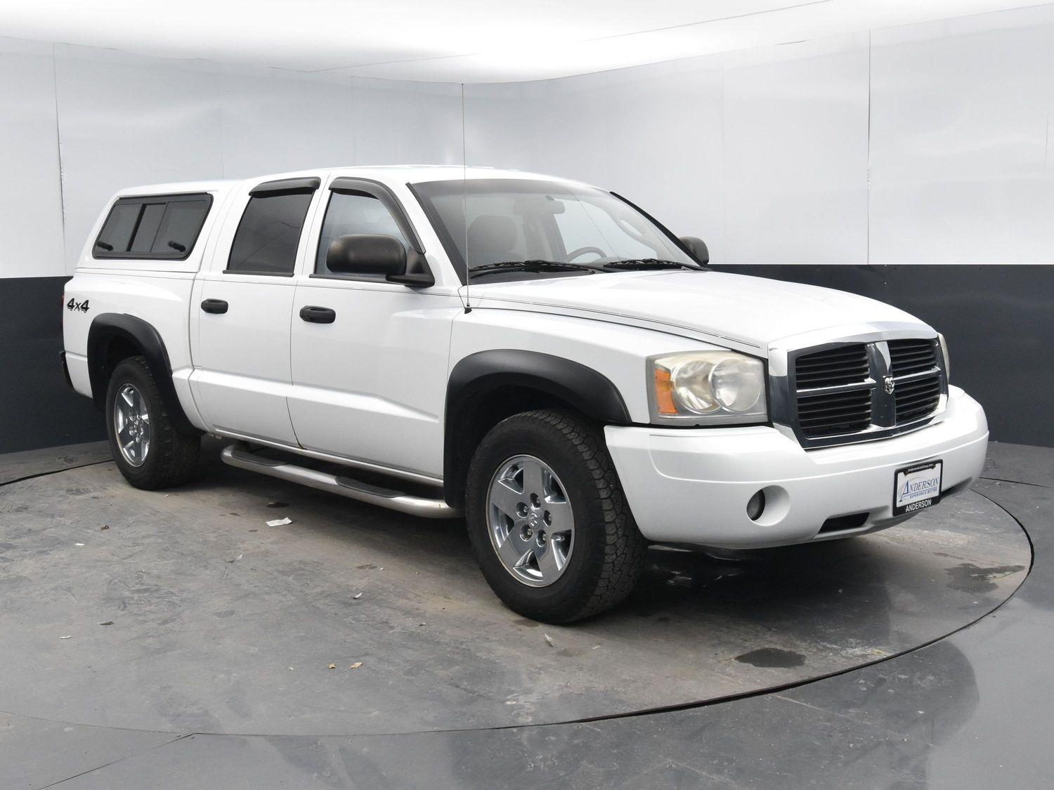 Used 2006 Dodge Dakota SLT Crew Cab Truck for sale in Grand Island NE