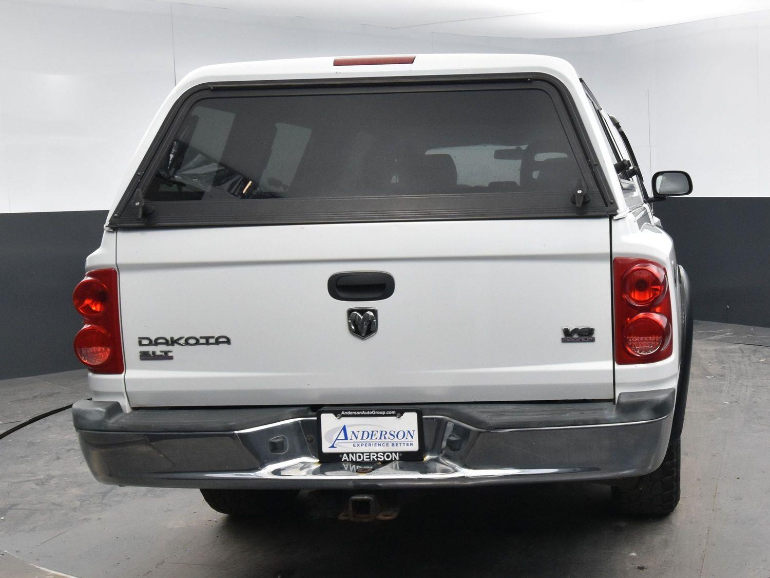 Used 2006 Dodge Dakota SLT Crew Cab Truck for sale in Grand Island NE