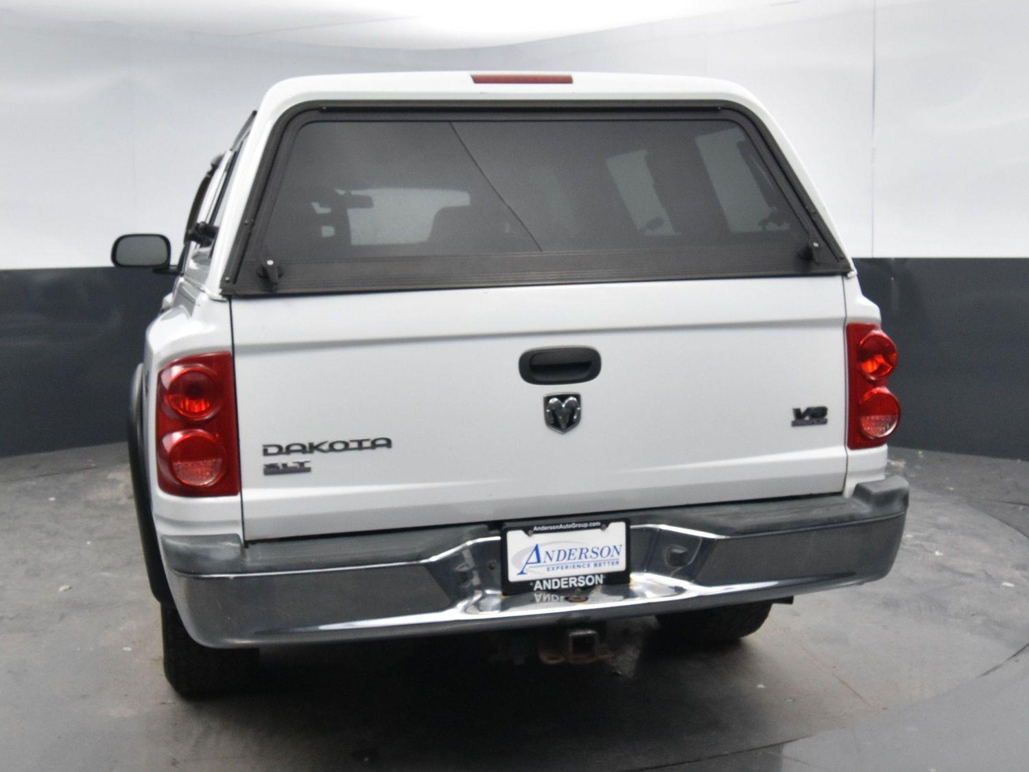 Used 2006 Dodge Dakota SLT Crew Cab Truck for sale in Grand Island NE