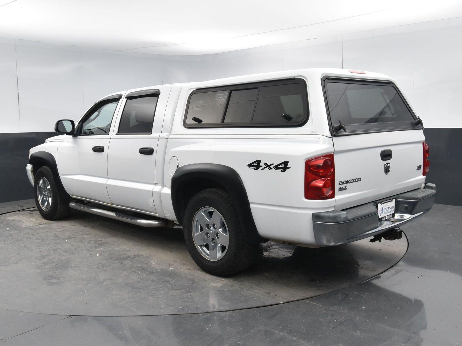 Used 2006 Dodge Dakota SLT Crew Cab Truck for sale in Grand Island NE