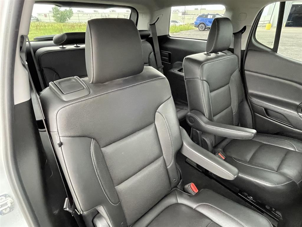 Used 2019 GMC Acadia SLT 4 door for sale in Grand Island NE