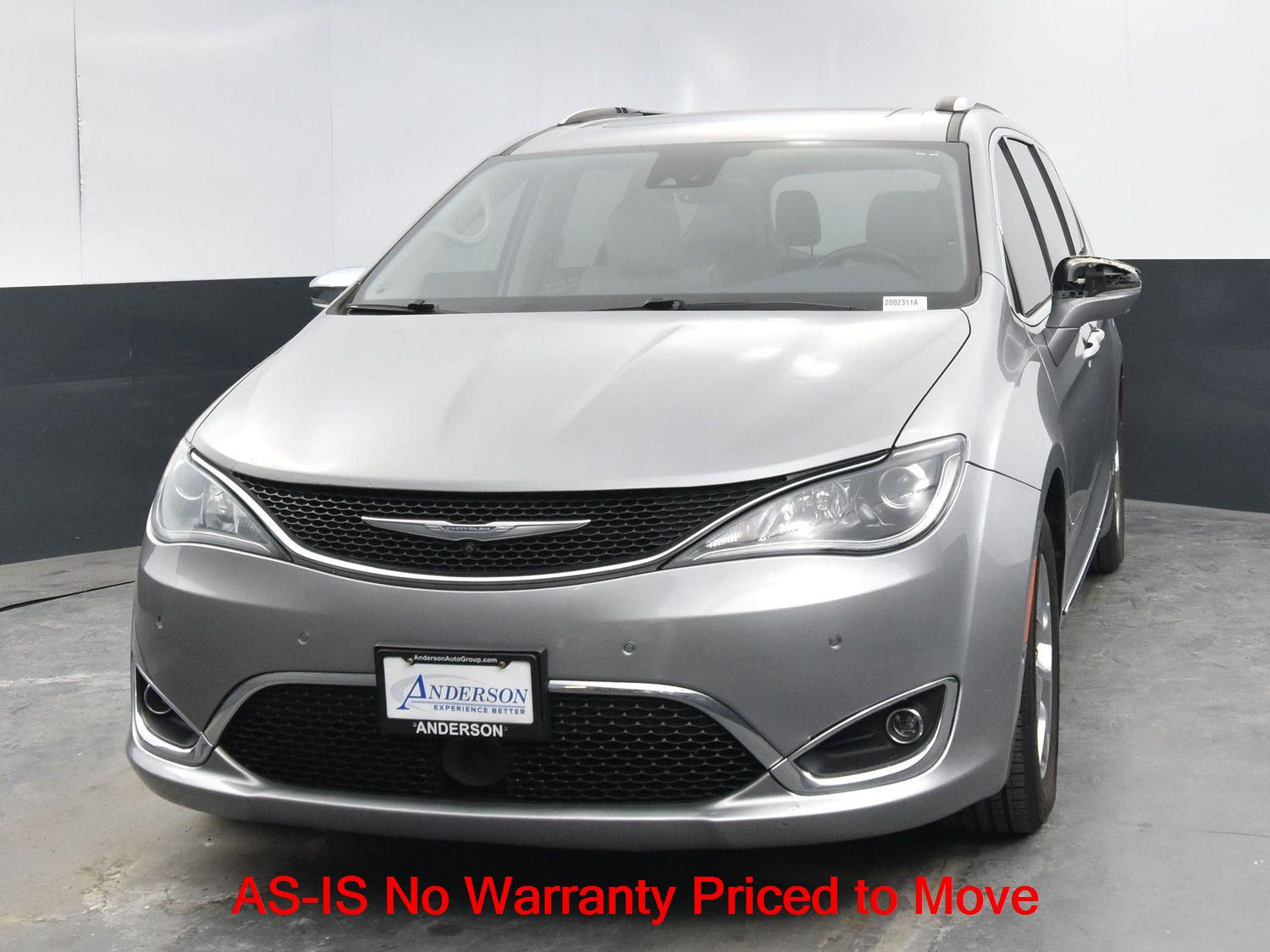 Used 2017 Chrysler Pacifica Limited Minivans for sale in Grand Island NE