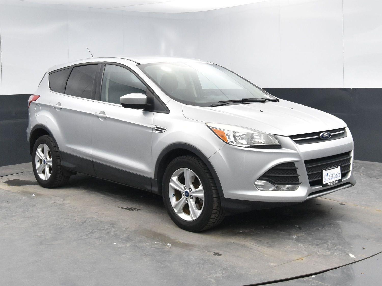 Used 2015 Ford Escape SE SUV for sale in Grand Island NE