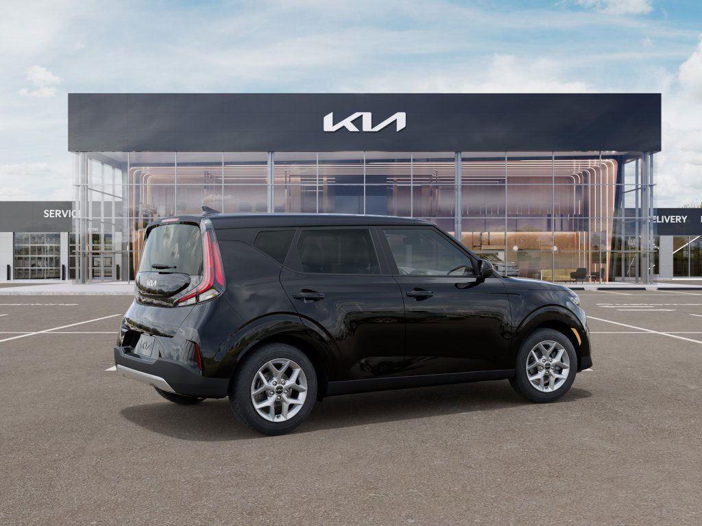 New 2025 Kia Soul LX Hatchback for sale in Grand Island NE