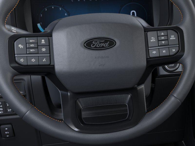 Vehicle photo 12