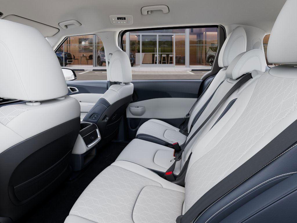 New 2025 Kia Carnival for sale in Grand Island NE