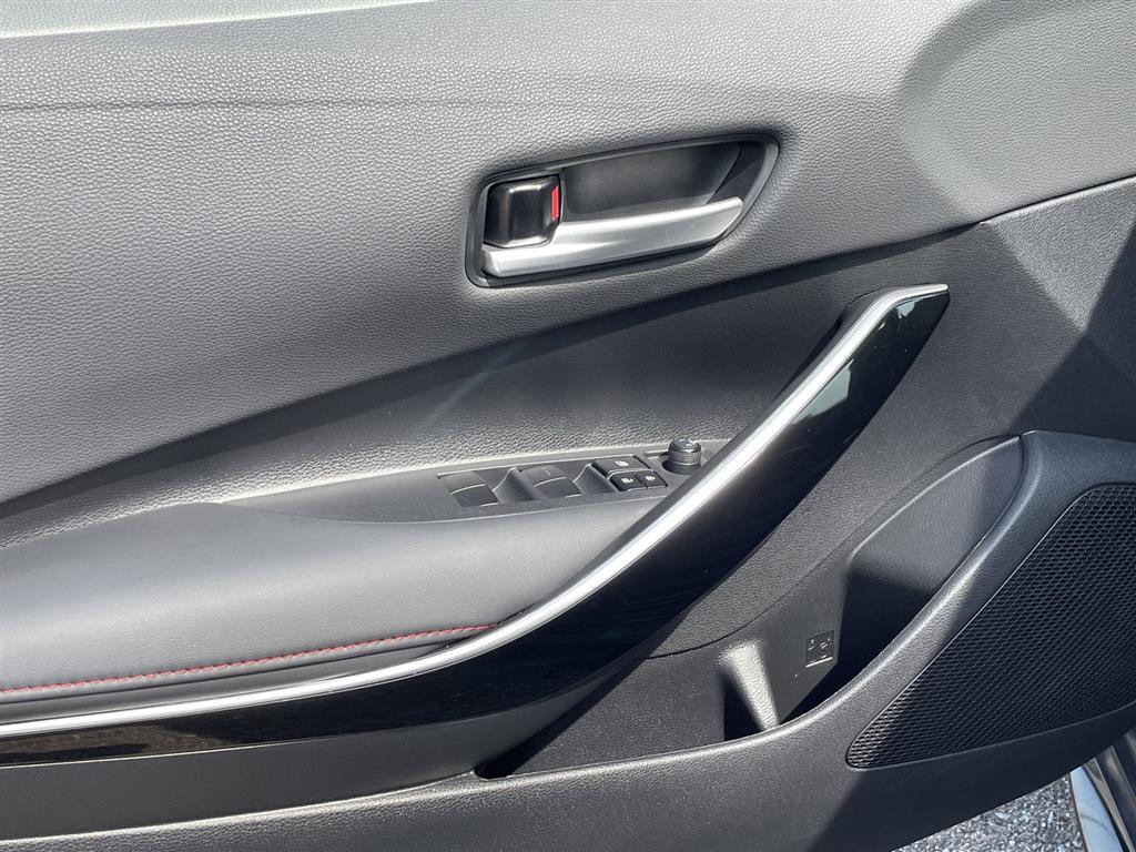 2024 Toyota Corolla XSE photo 7
