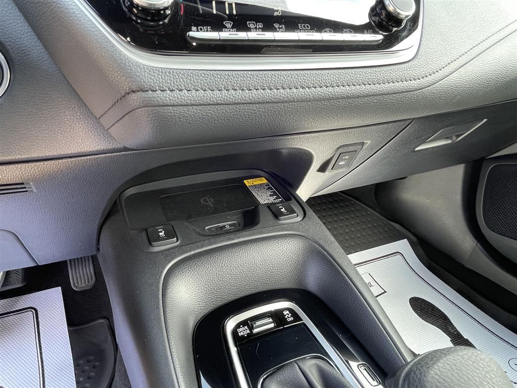 2024 Toyota Corolla XSE photo 14