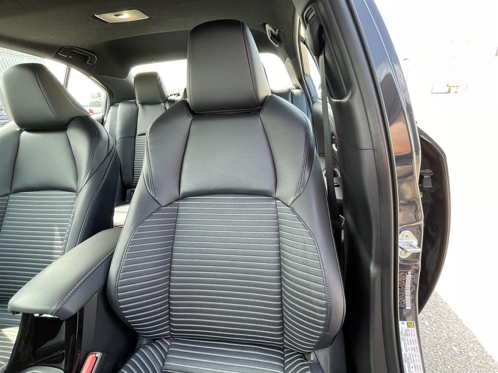2024 Toyota Corolla XSE photo 18