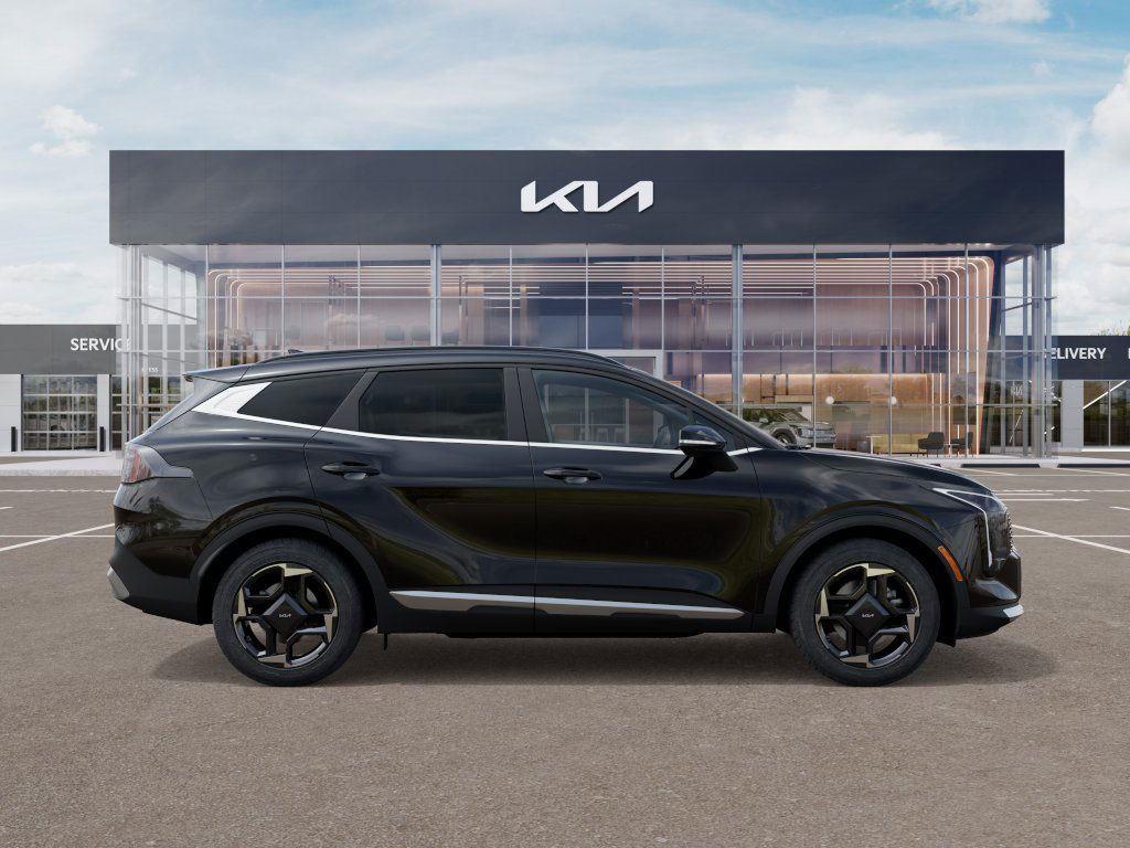 2026 Kia Sportage EX photo 4