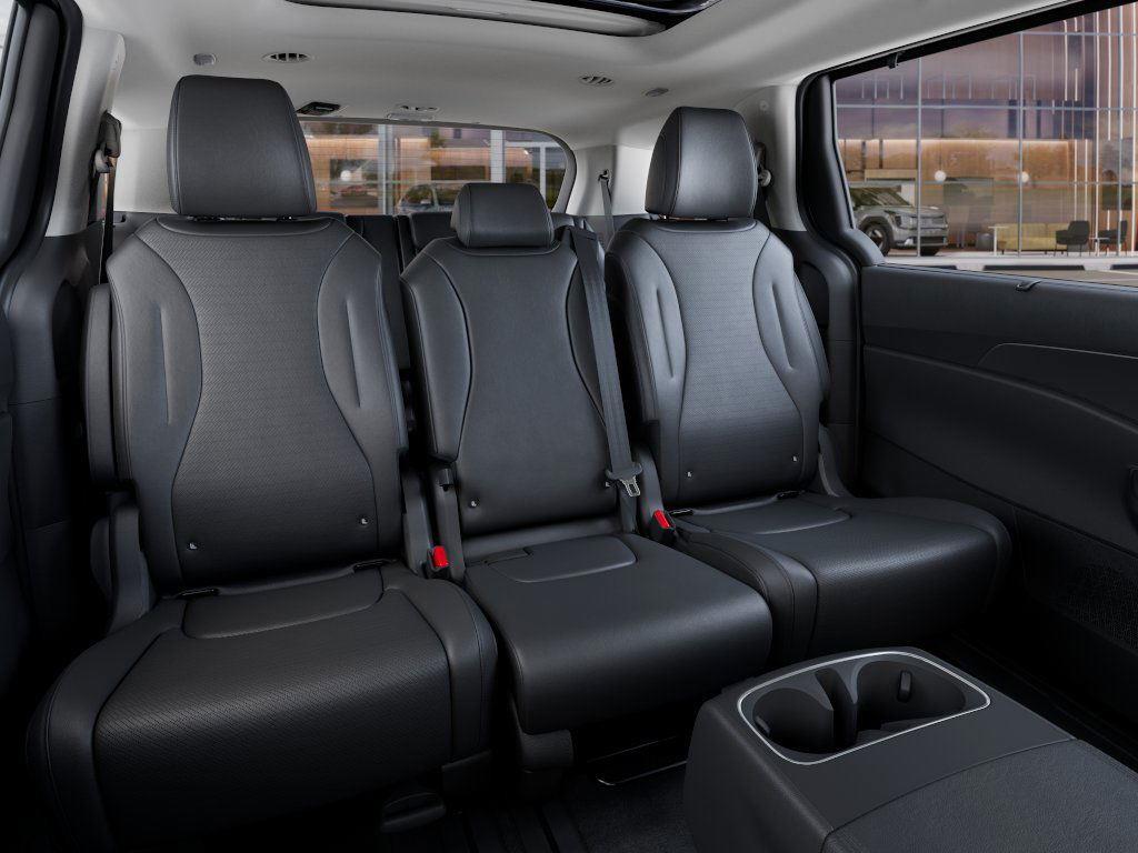 2026 Kia Carnival SX photo 14