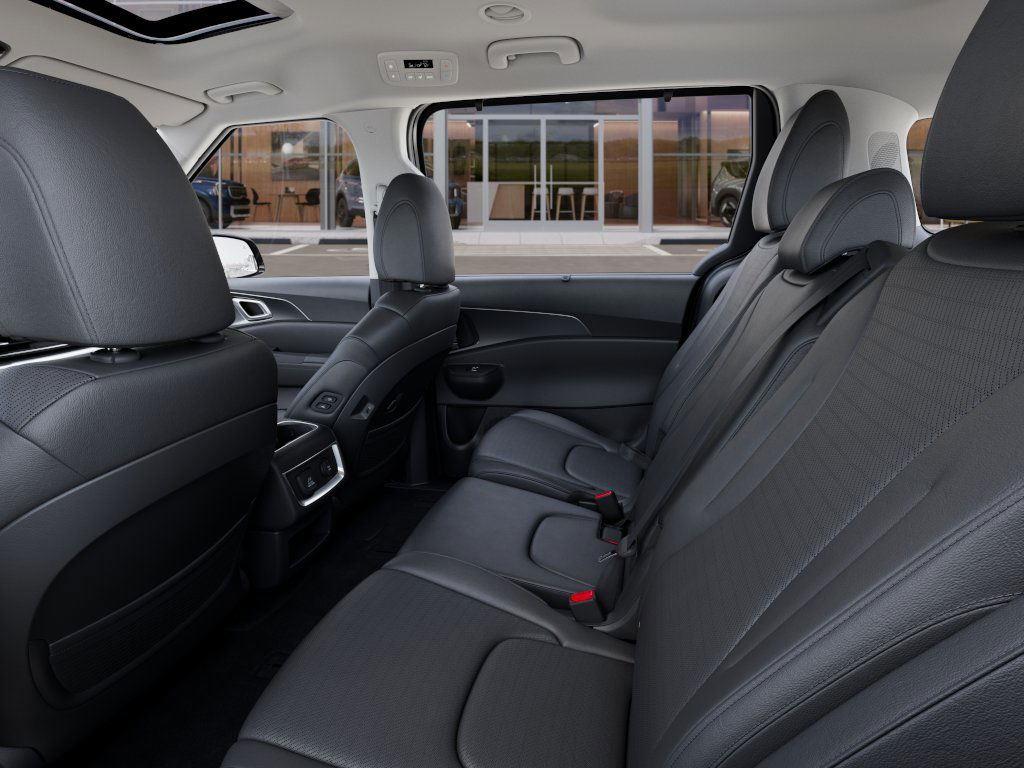 2026 Kia Carnival SX photo 16