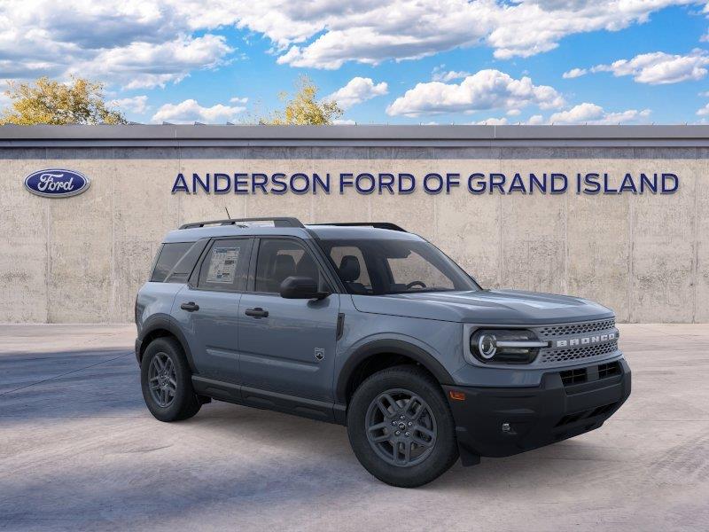 Vehicle photo 7